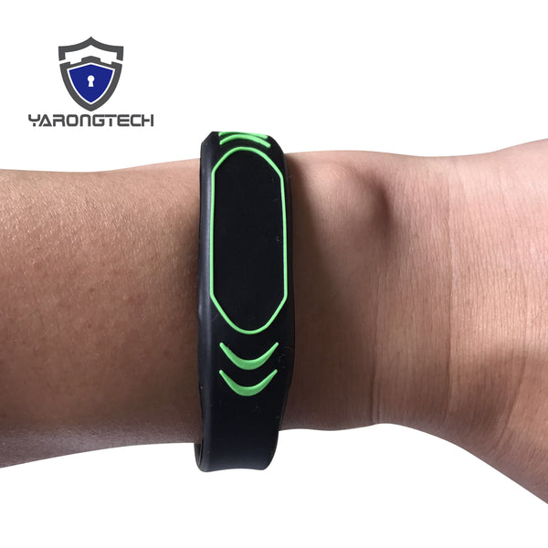 YARONGTECH New Design MIFARE Classic® 1K Wristband 13.56MHZ Black Silicone Bracelet (pack of 2)